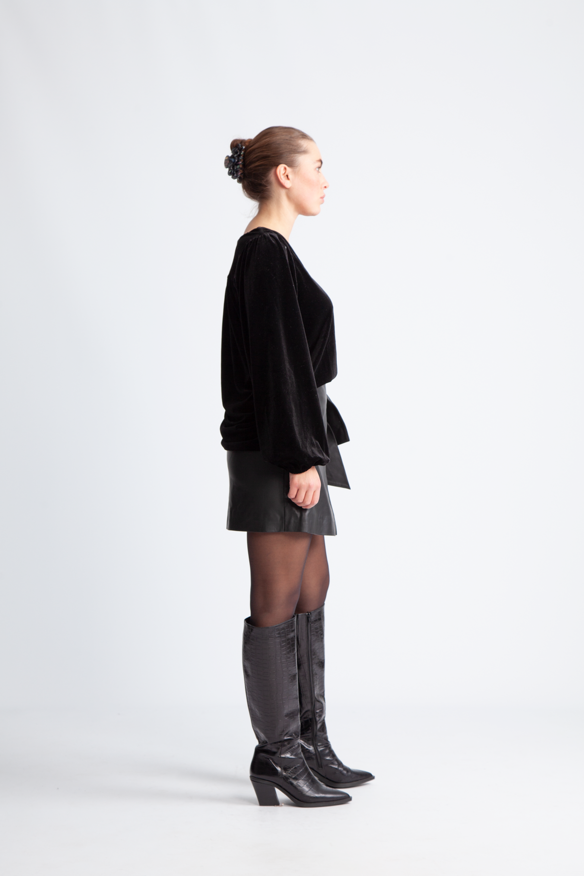 MadisPW BL - Black