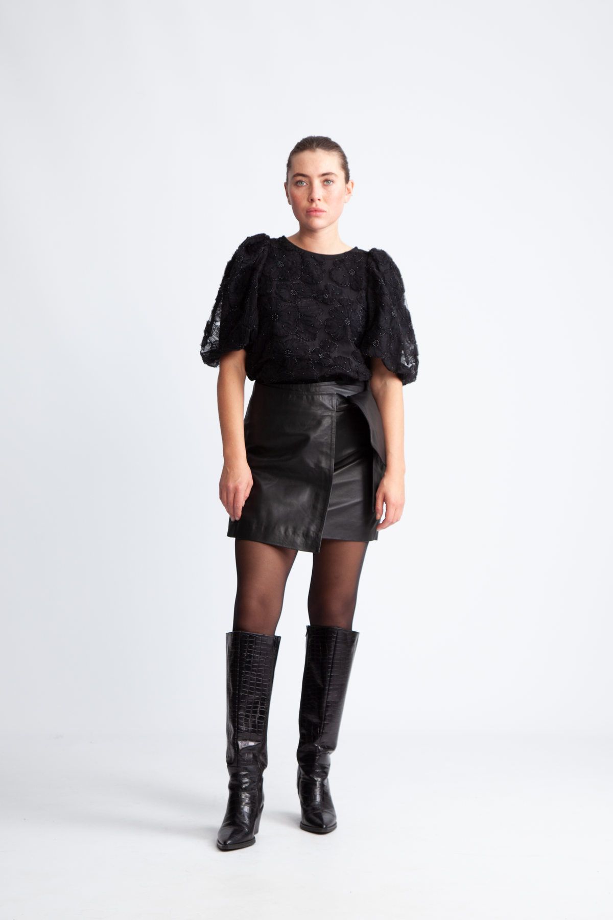 DuxiIW Top - Black