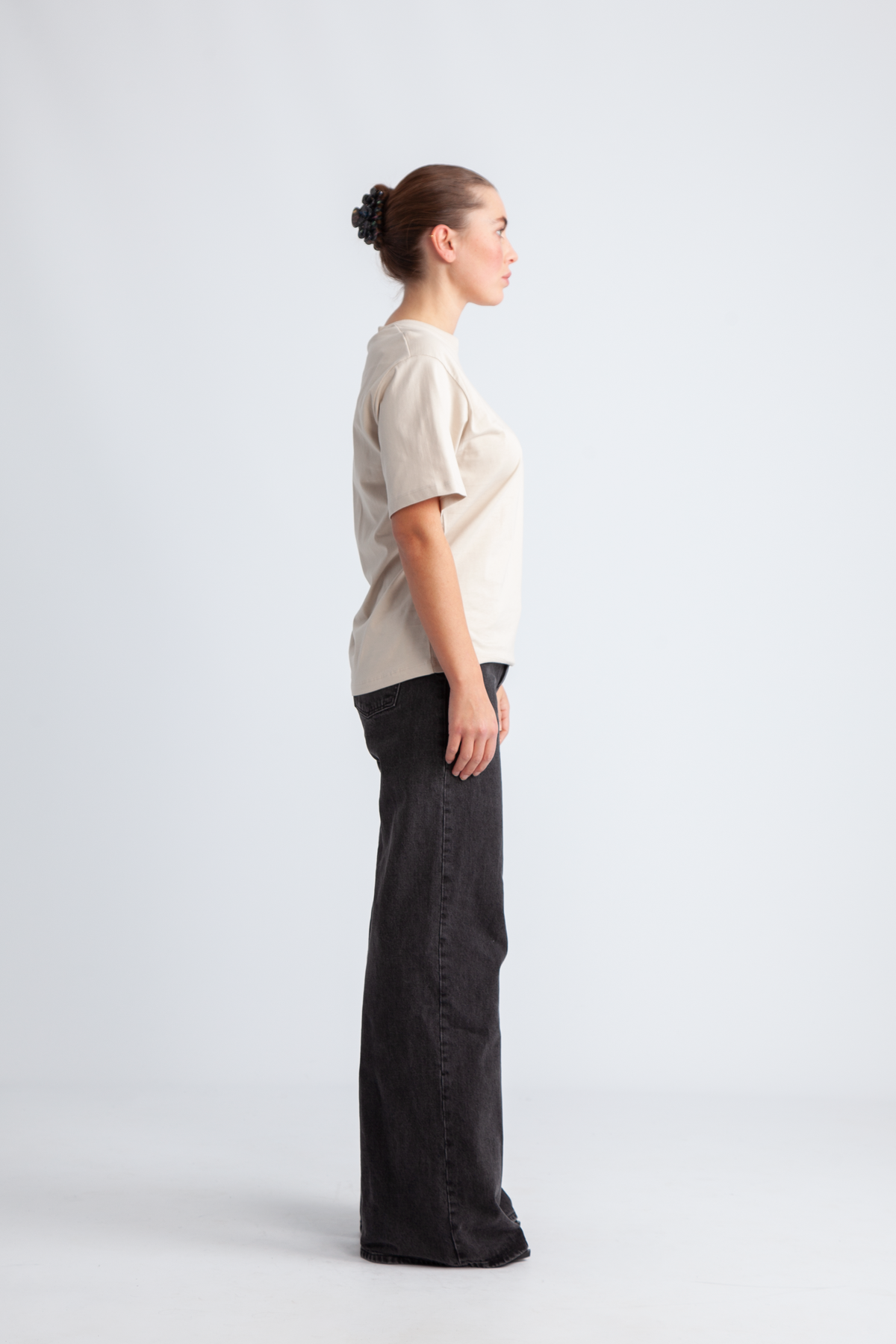 Lisa Hankie Ss O-Neck Tee - Oatmeal