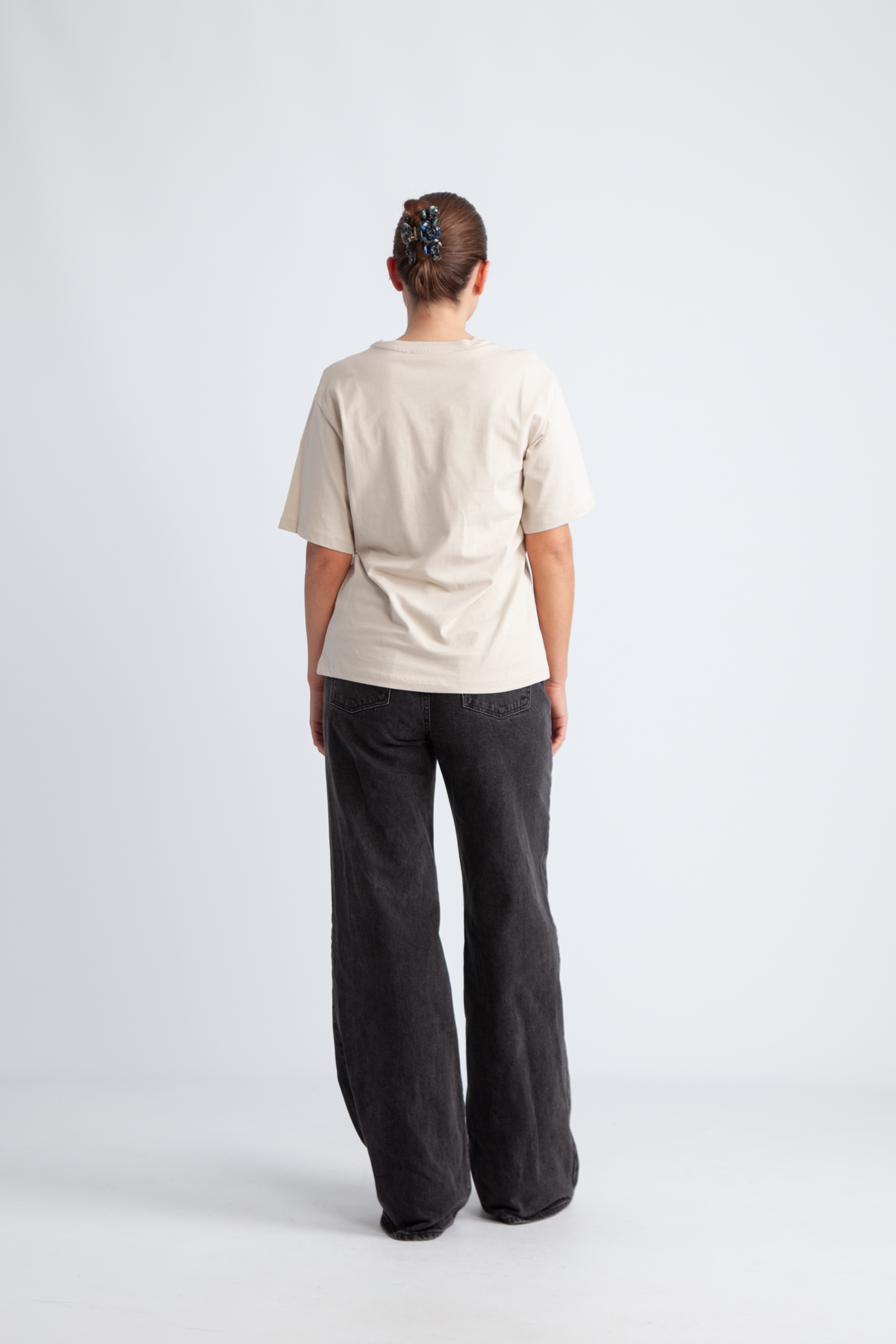Lisa Hankie Ss O-Neck Tee - Oatmeal
