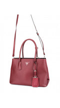 Prada Double Saffiano Medium Shoulder Bag - Röd