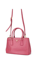 Prada Saffiano Lux Axelväska Small - Rosa
