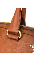 Prada Vitello Daino Front Zip Tote Axelväska - Brun