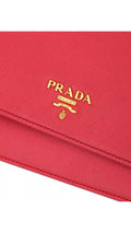 Prada Wallet On Chain Axelväska - Coral Rose