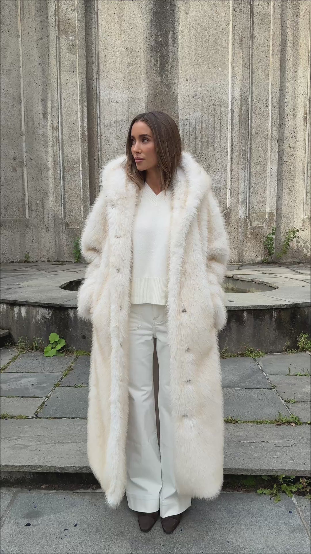 Astrid Faux Fur Coat - Creme