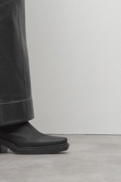 CPH236 Waxed Nabuc - Black