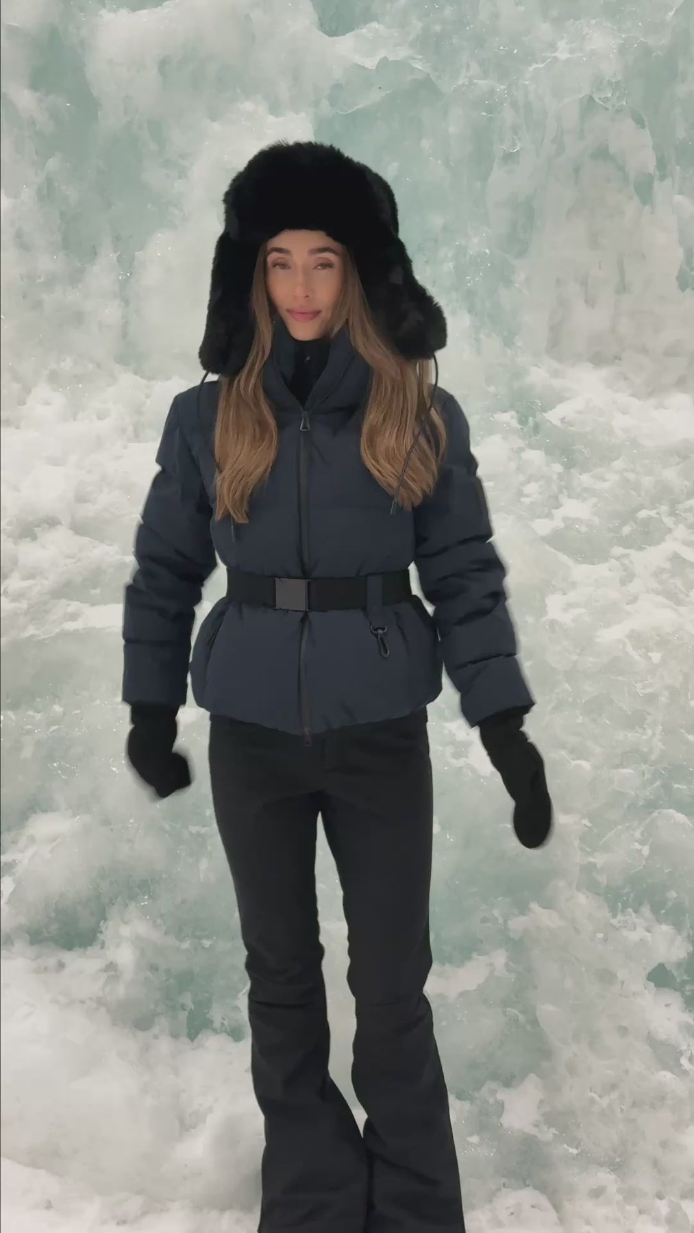 Emily Down Belt Jacket - Marinblå