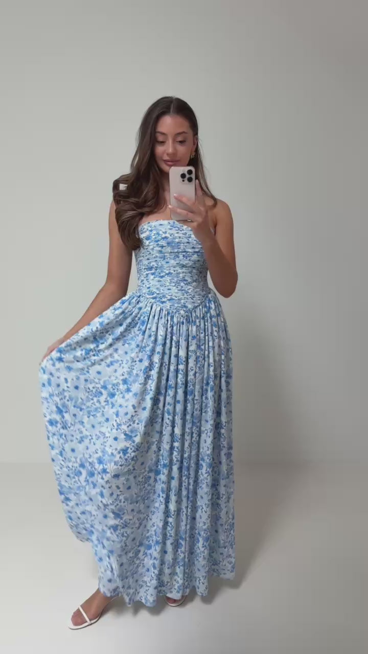 Meya Chiffon Bandeauklänning - Blue Print
