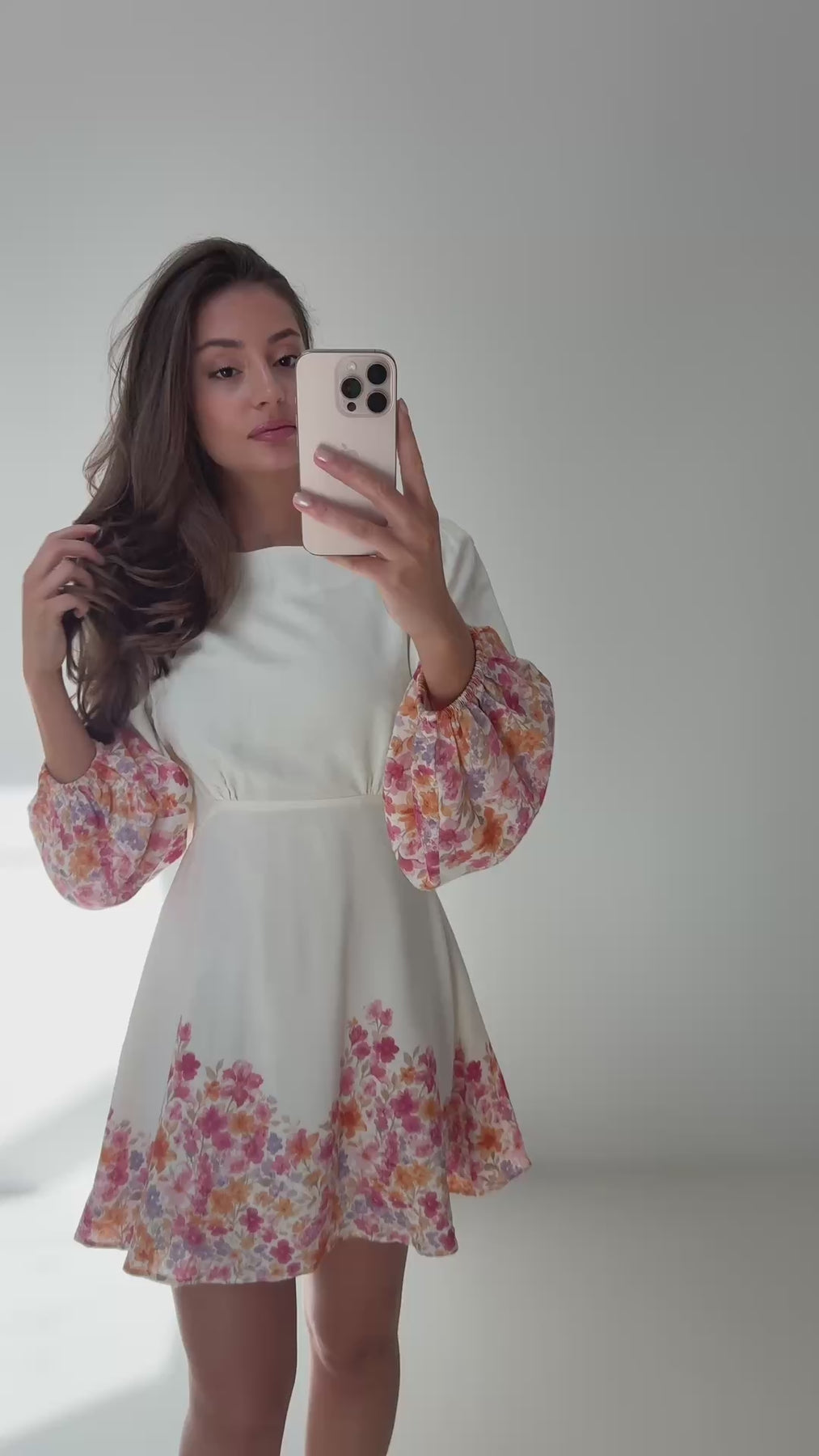 Edda Linen Dress - Off-White / Pink