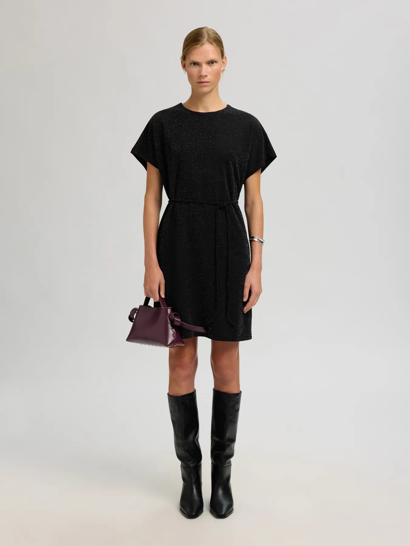 Oversized Sandra SS Short Dress - Svart med silverlurex