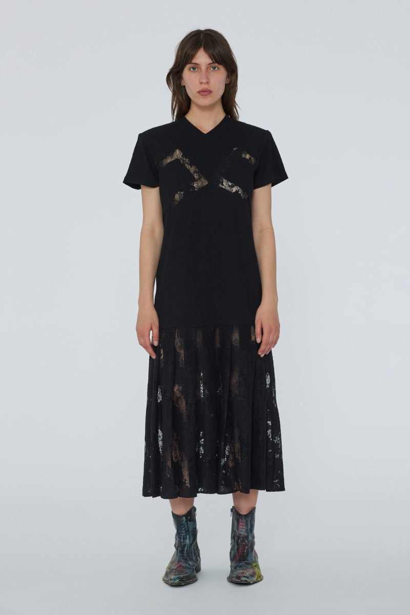 Lace Mix Pleat Dress - Svart