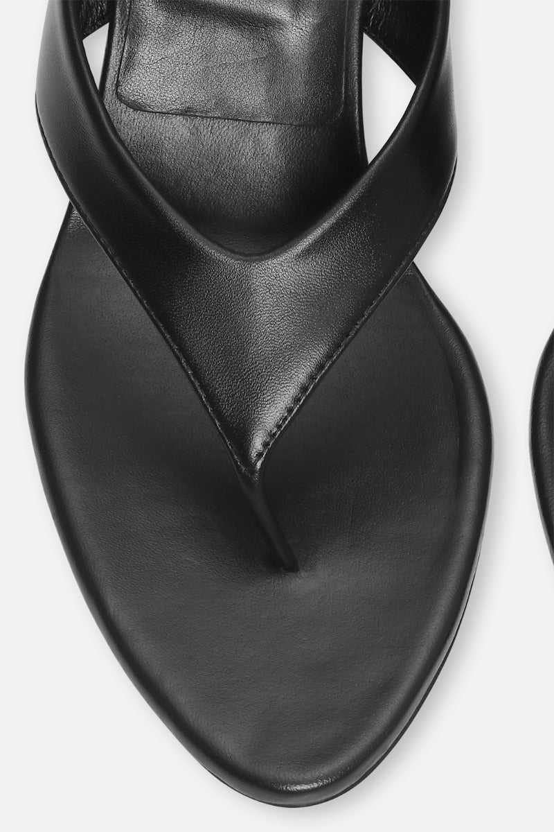 Kitten Heel Leather Mule - Svart