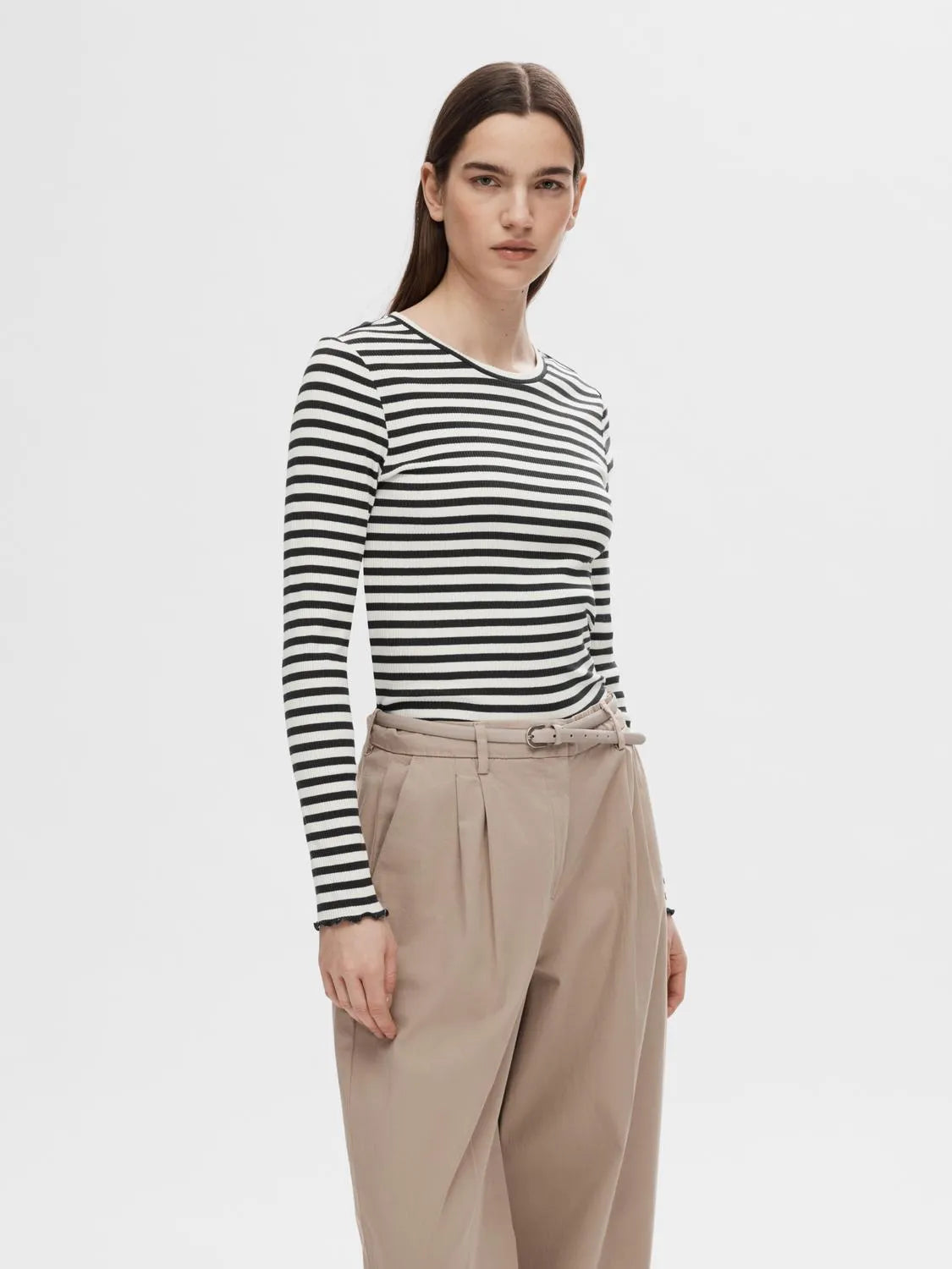 Anna Ls Crew Neck Tee Str  - Black W Snow White Stripes