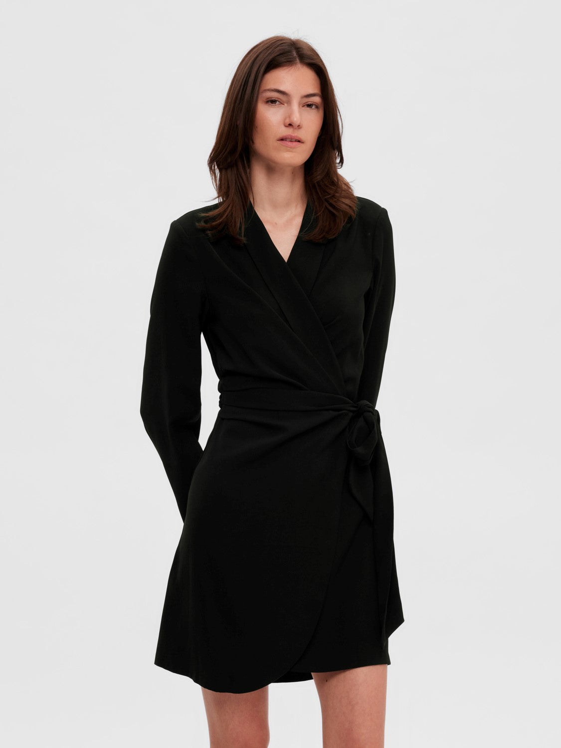 Patricia Ls Short Wrap Dress - Black