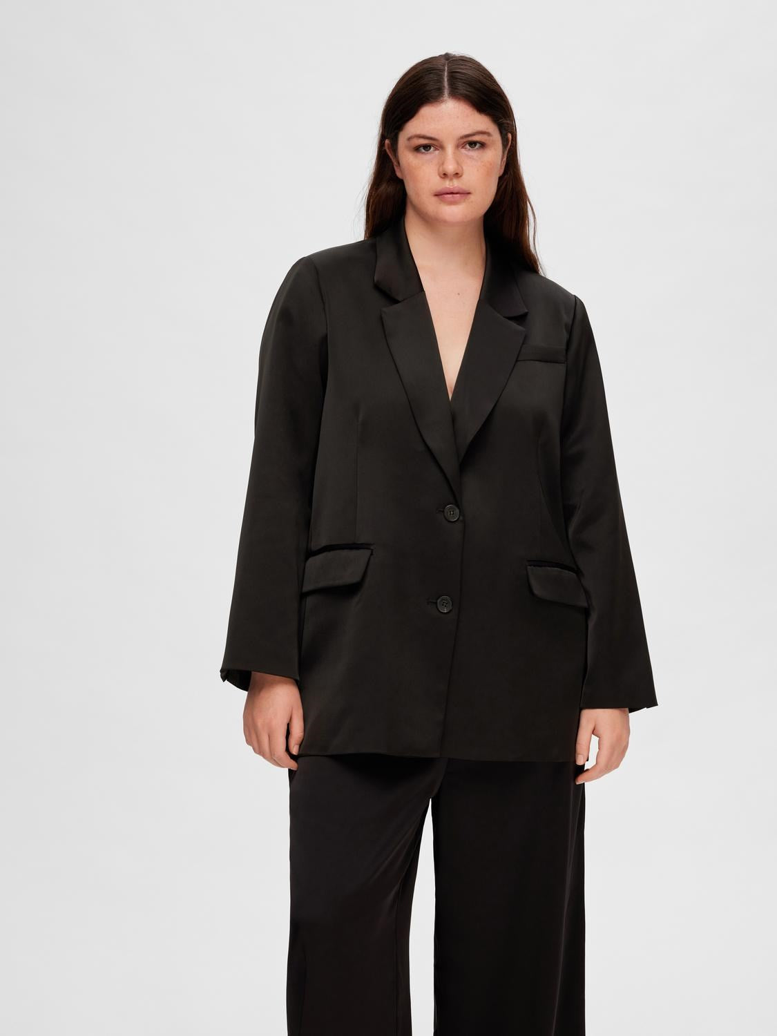 Tasja LS Relaxed Blazer - Black