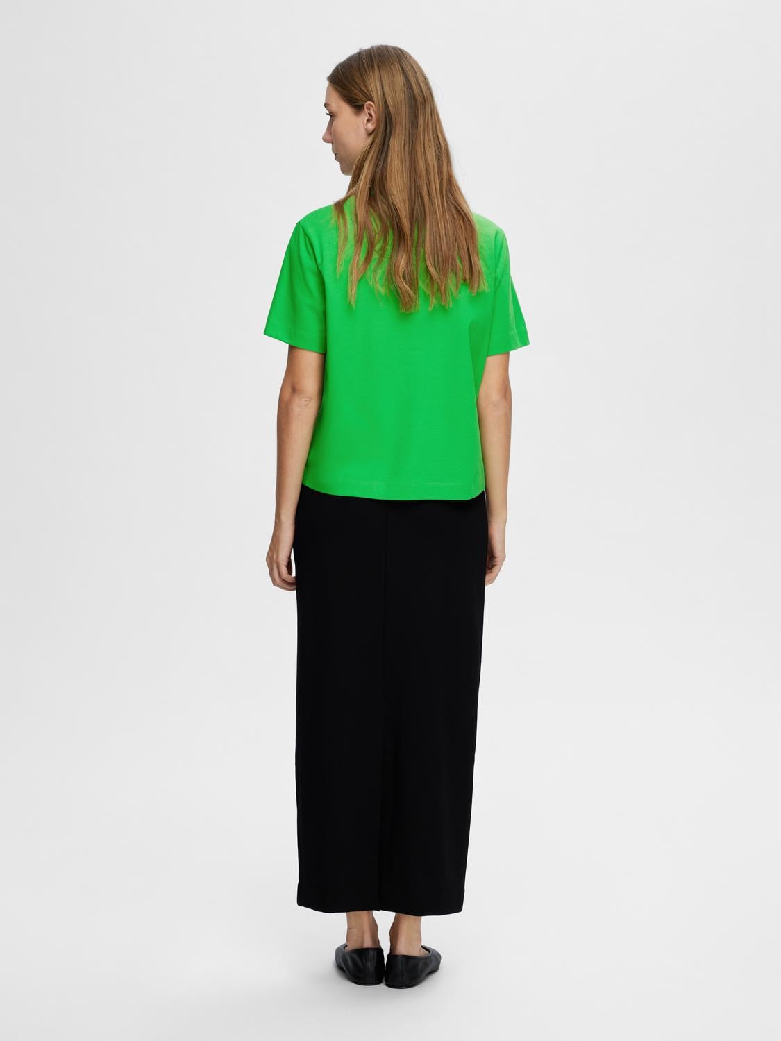 Essential Ss Boxy Tee - Classic Green