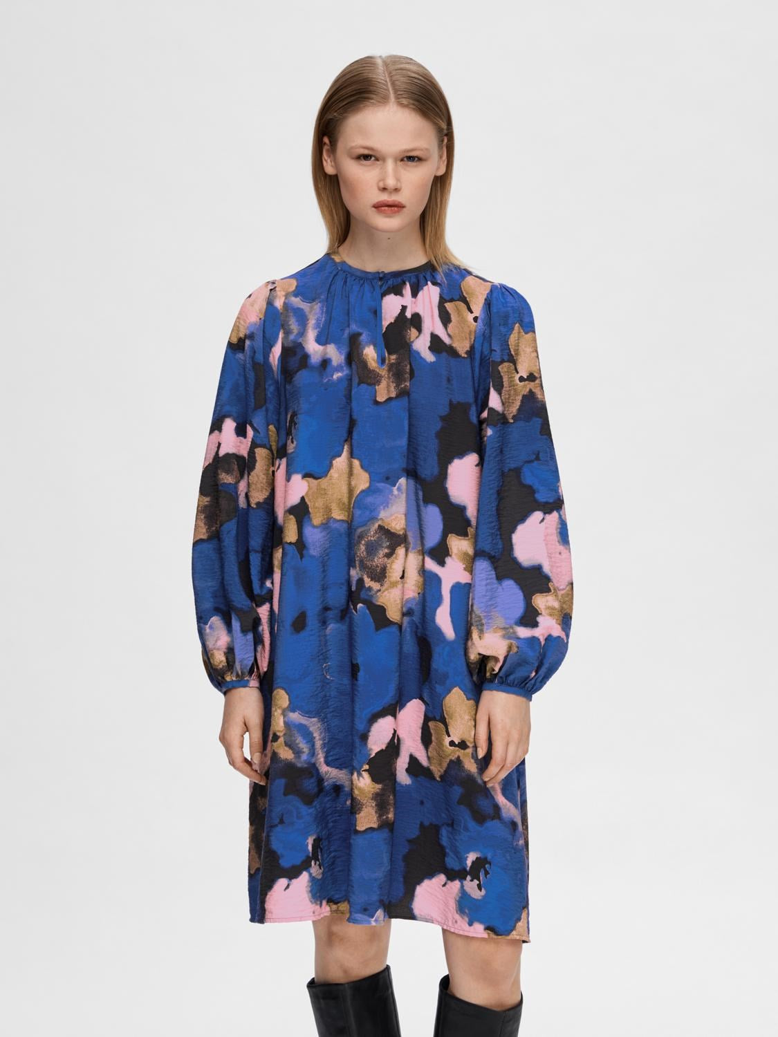 Mariette Ls Aop Short Dress - Dark Sapphire Aop