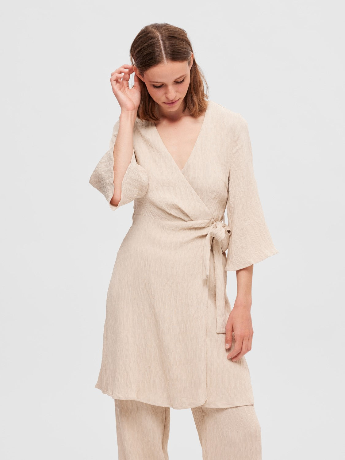 Maurine 3/4 Short Wrap Dress EX - Sandshell