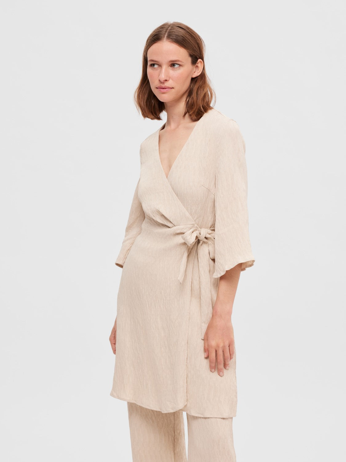 Maurine 3/4 Short Wrap Dress EX - Sandshell
