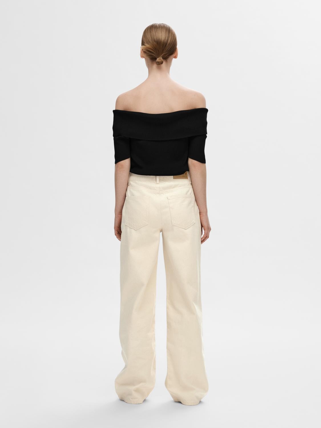 Caro Off Shoulder Knit - Svart