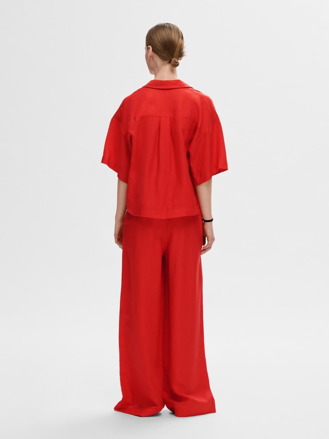 Lyra 2/4 Boxy Revers Linen Shirt - Flame Scarlet