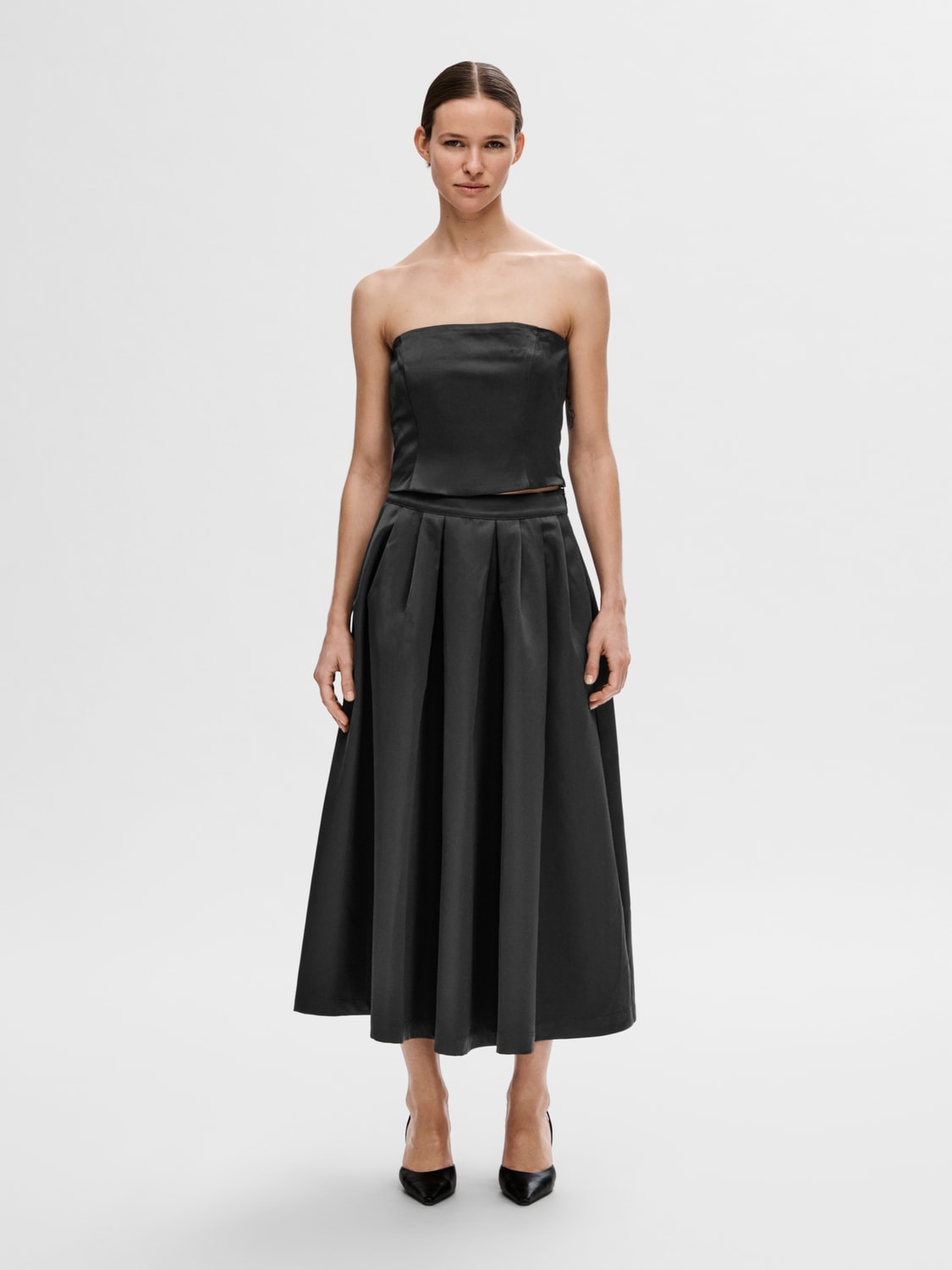 Aresia Hw Ankle Volume Skirt B - Black