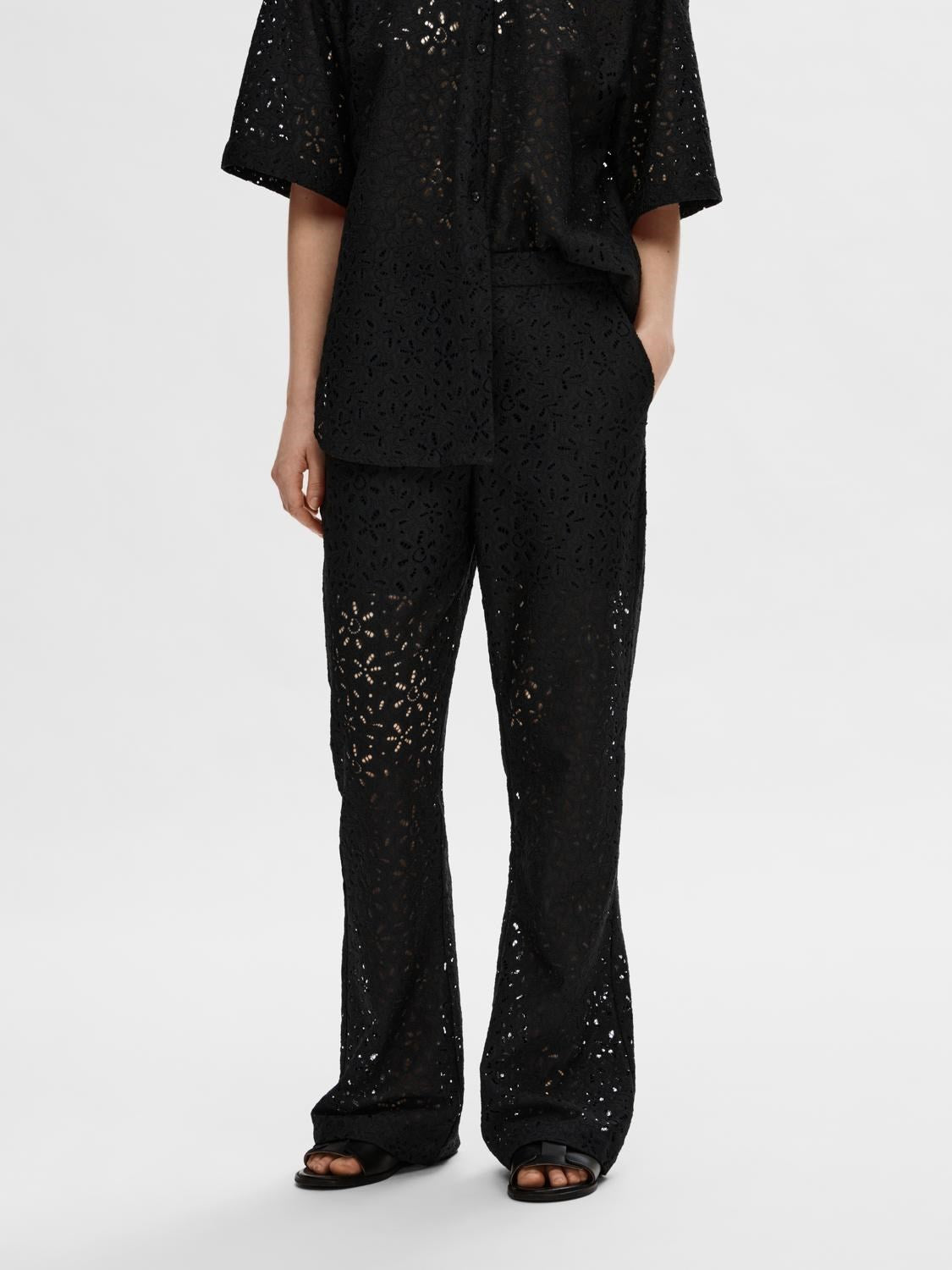 Karola Hw Flared Lace Pant B - Black