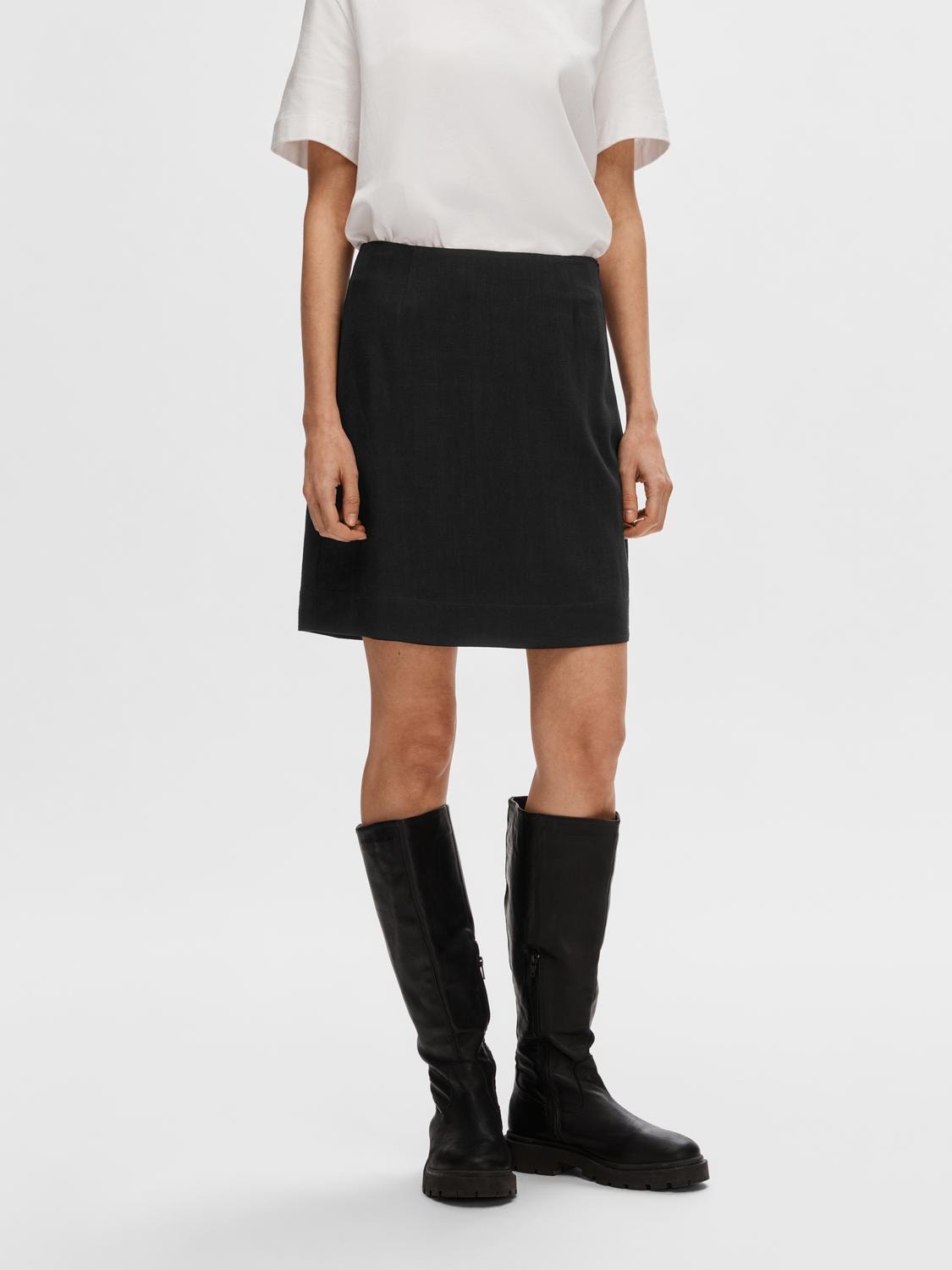 Viva Hw Short Skirt - Svart