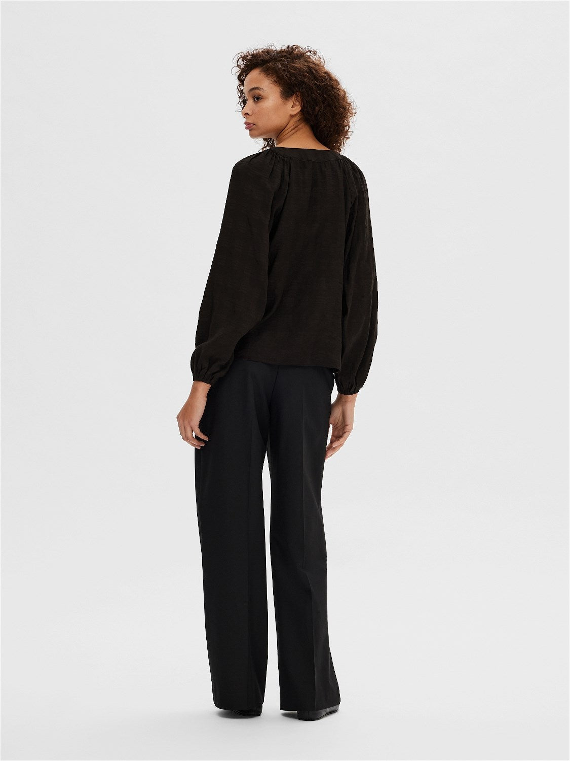 Percy Ls V-Neck Top At - Black