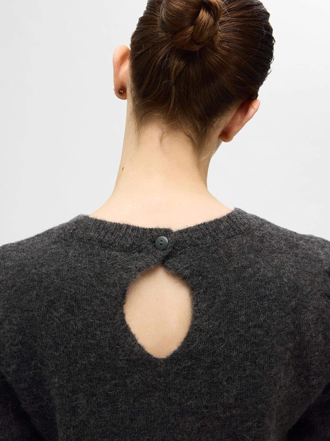 Lulu Ss Open Back Knit O-Neck - Volcanic Ash Melange