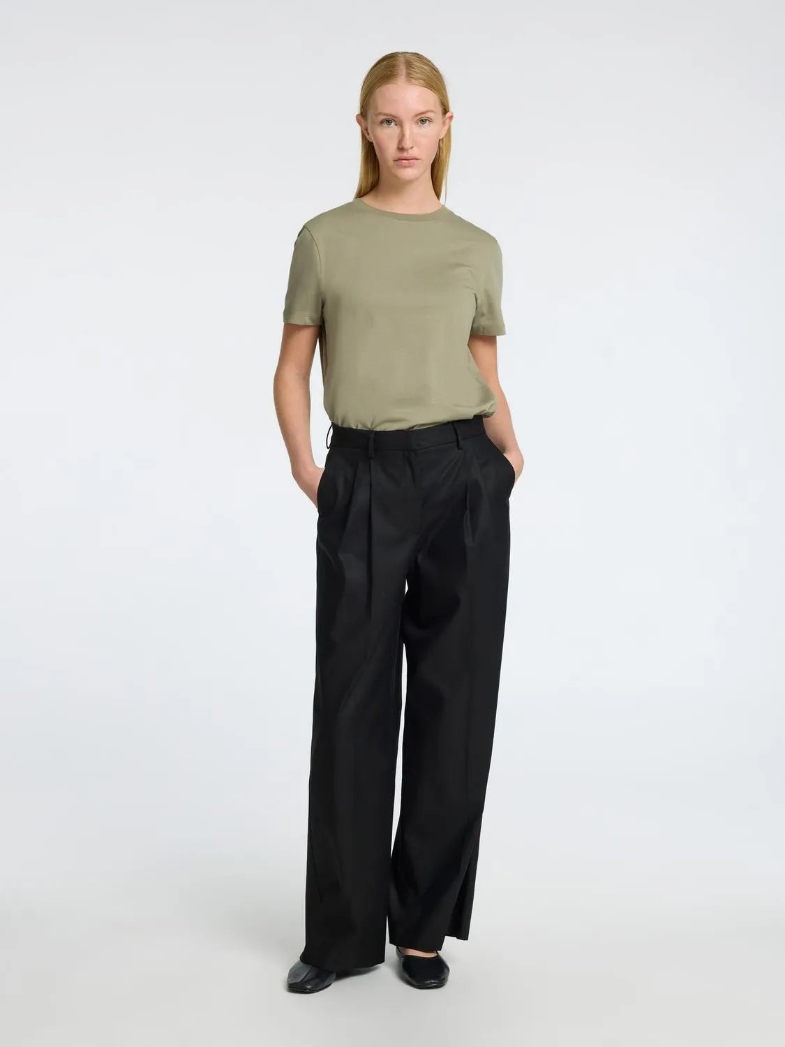 Myessential Ss O-Neck Tee Noos - Vetiver
