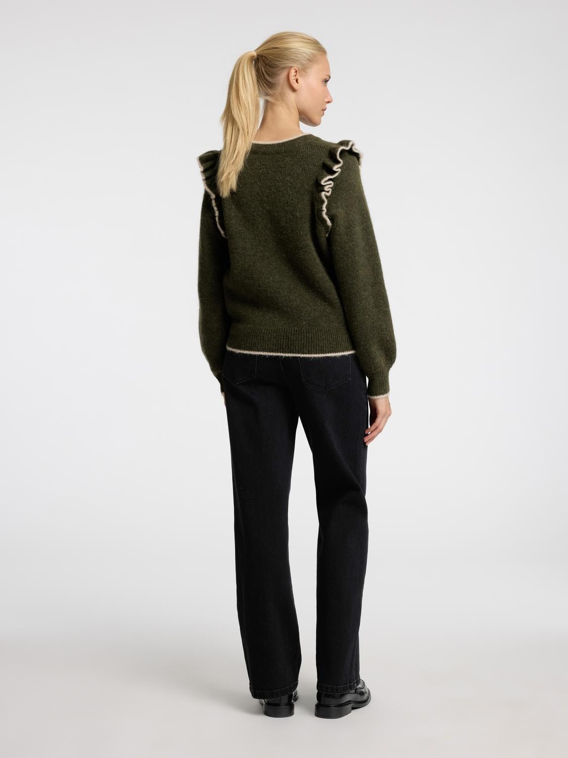 Alva Frills Ls Knit O-Neck - Kalamata/Birch