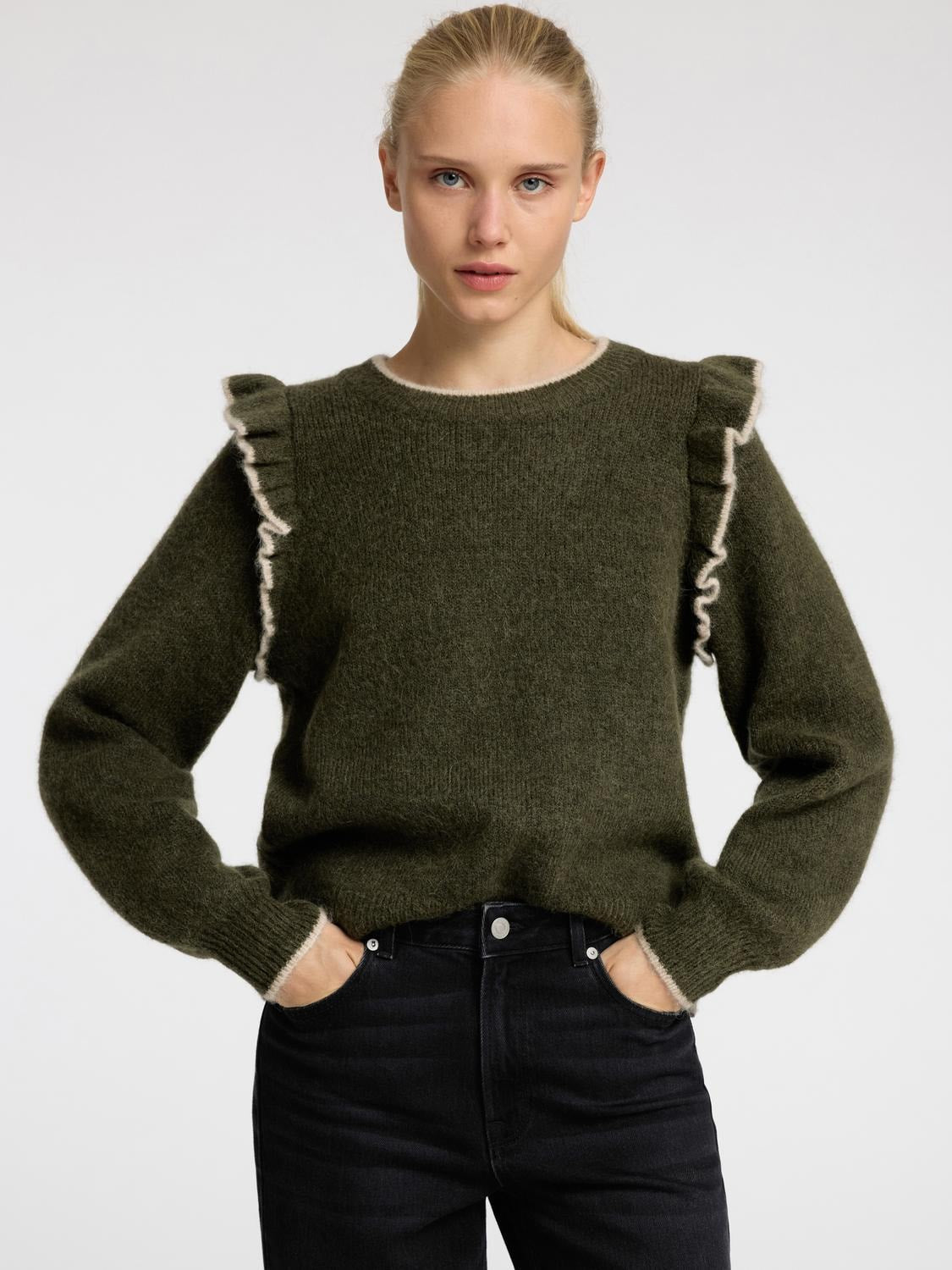 Alva Frills Ls Knit O-Neck - Kalamata/Birch