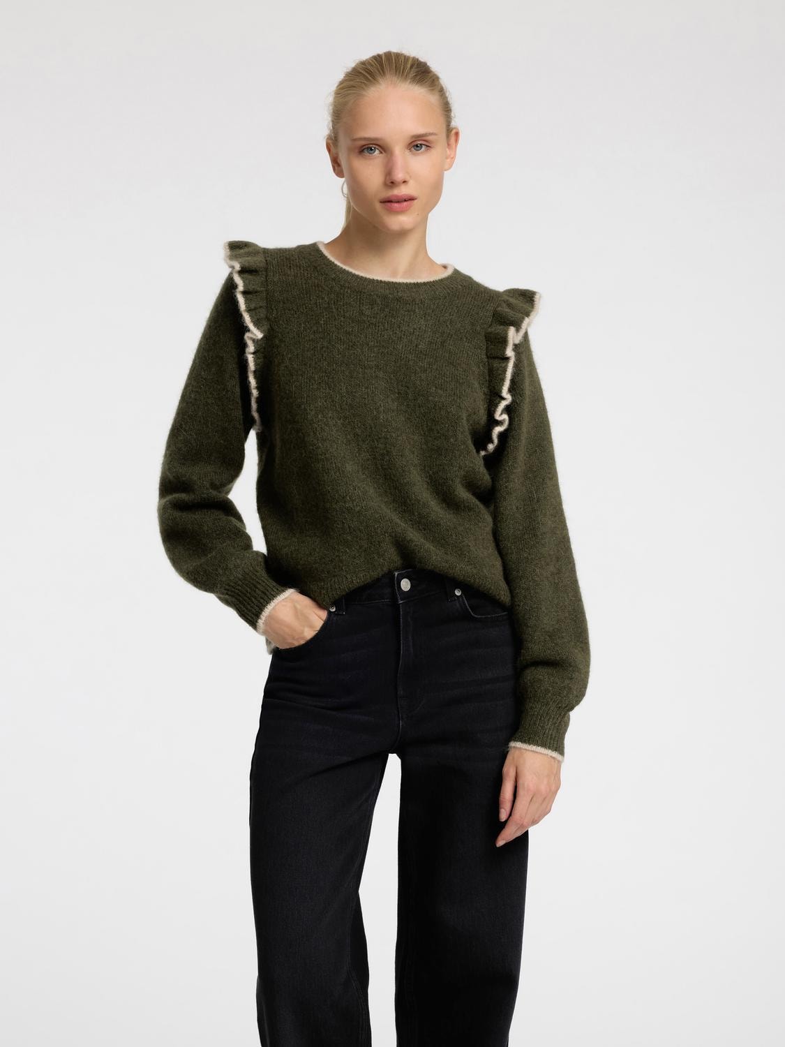 Alva Frills Ls Knit O-Neck - Kalamata/Birch