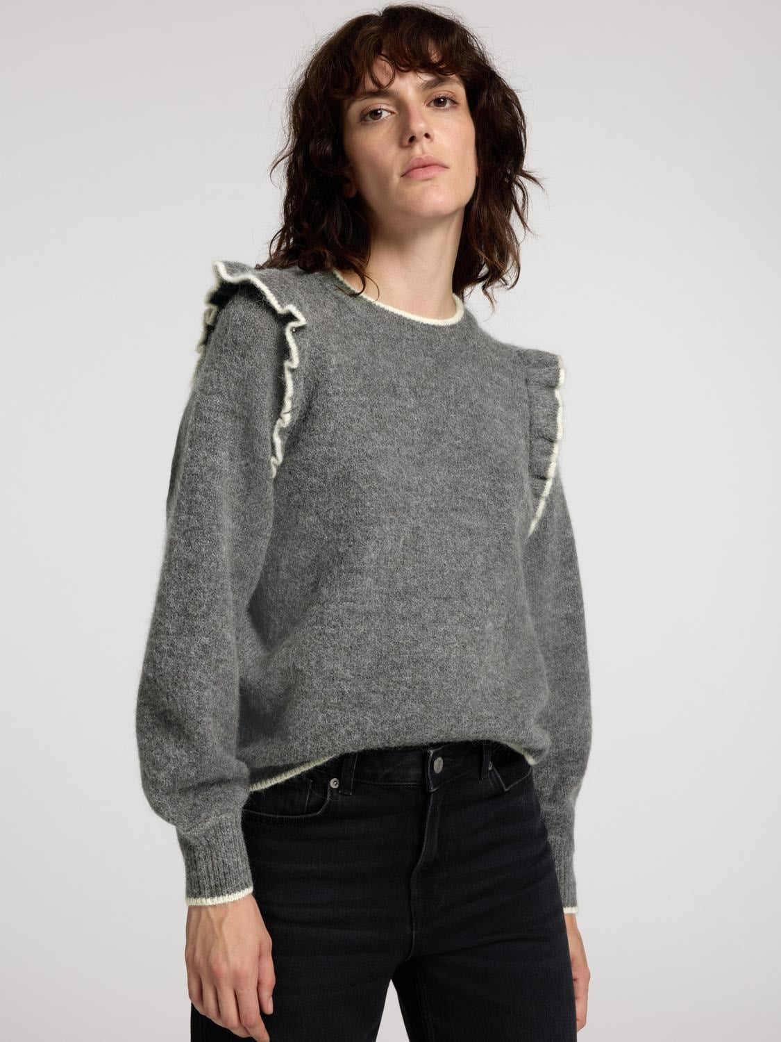 Alva Frills Ls Knit O-Neck - Medium Grey Melange/Birch