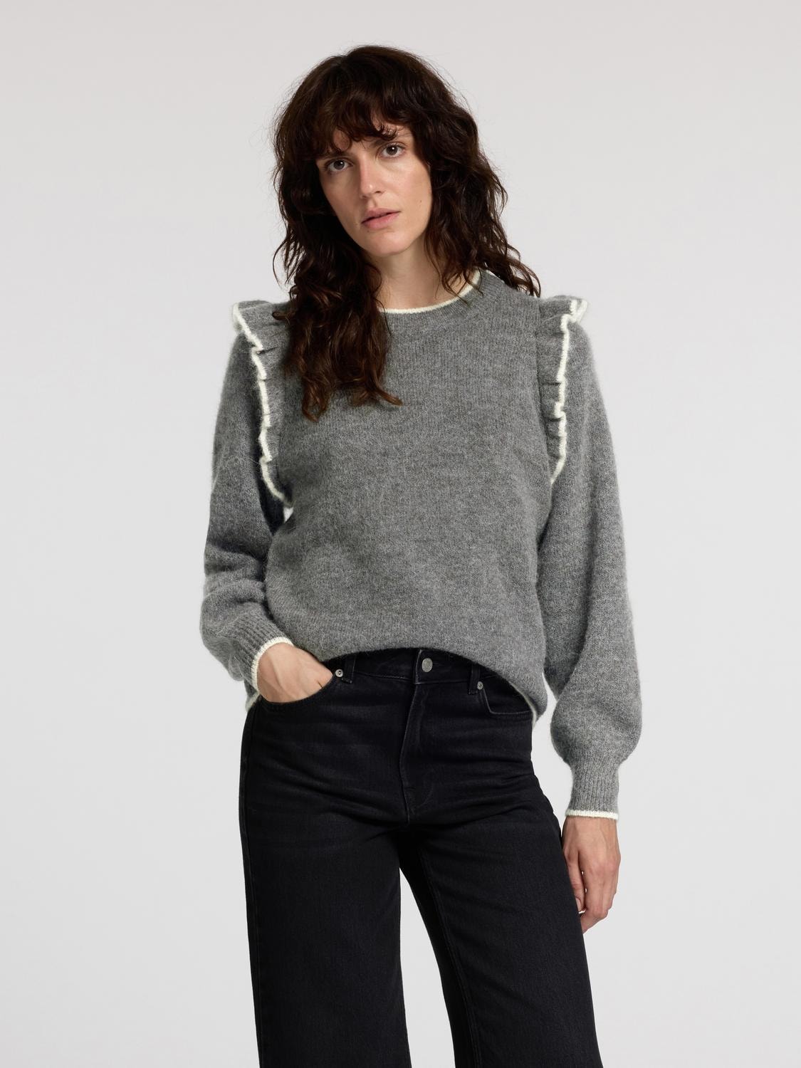 Alva Frills Ls Knit O-Neck - Medium Grey Melange/Birch