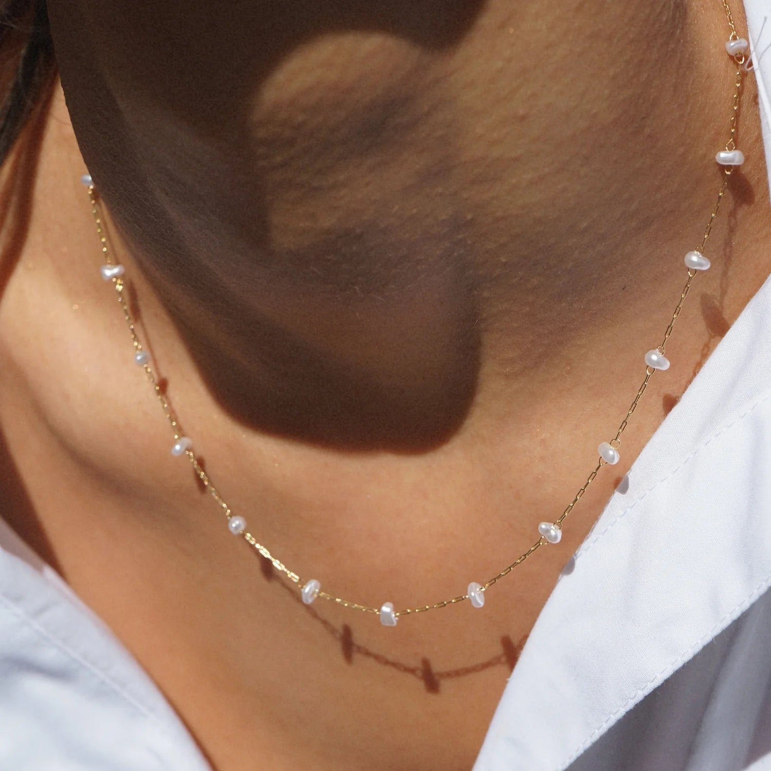 Stationed Pearl Necklace - Pale Gold