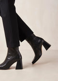 South Leather Ankle Boot - Svart