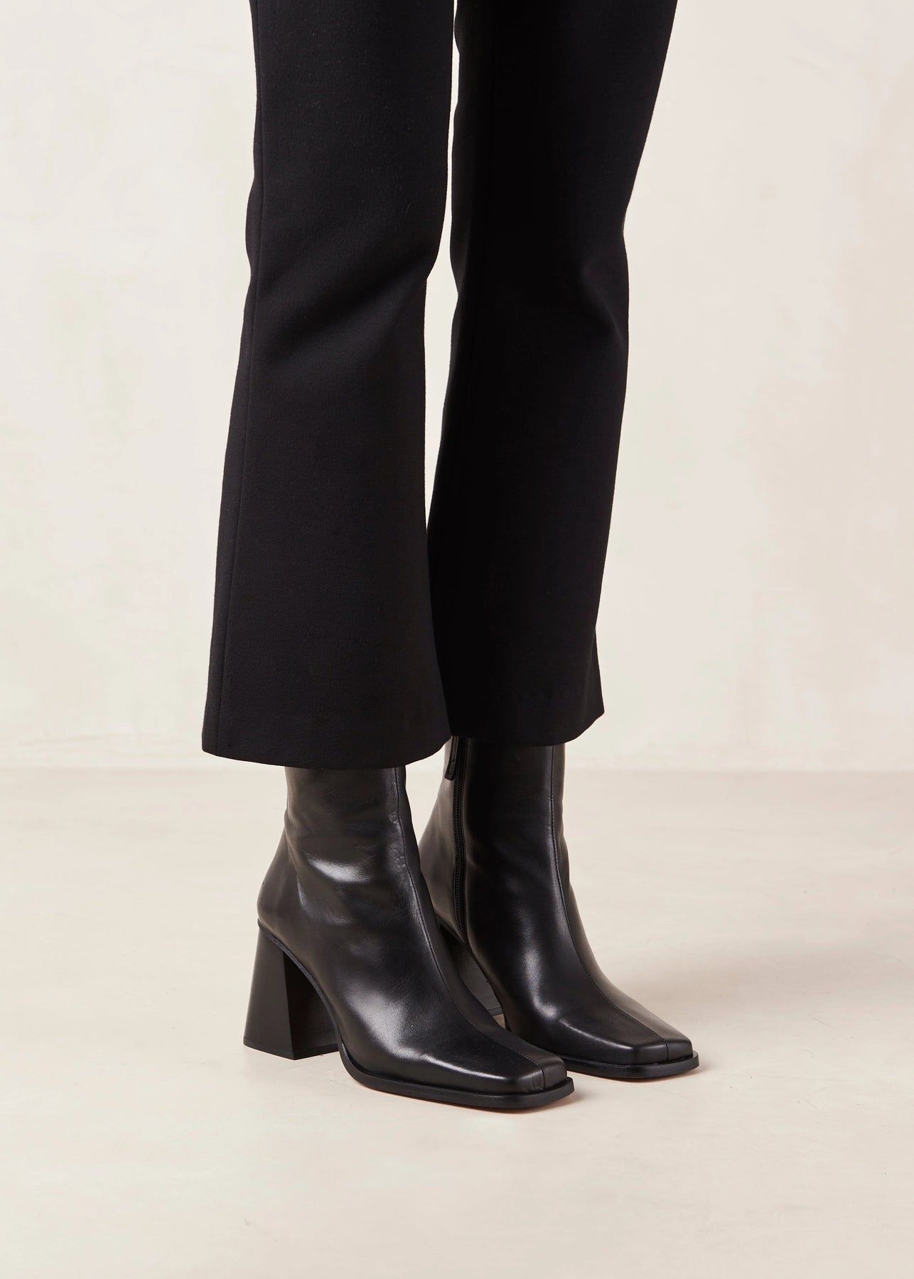 South Leather Ankle Boot - Svart