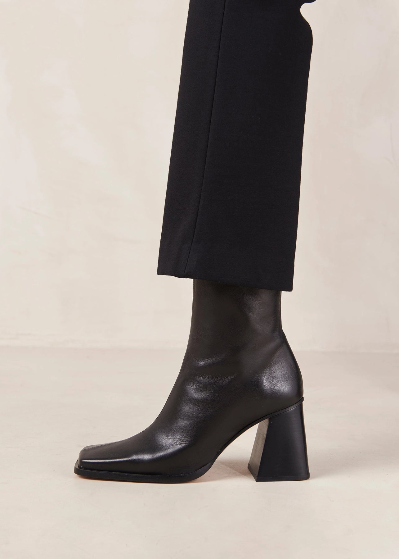 South Leather Ankle Boot - Svart