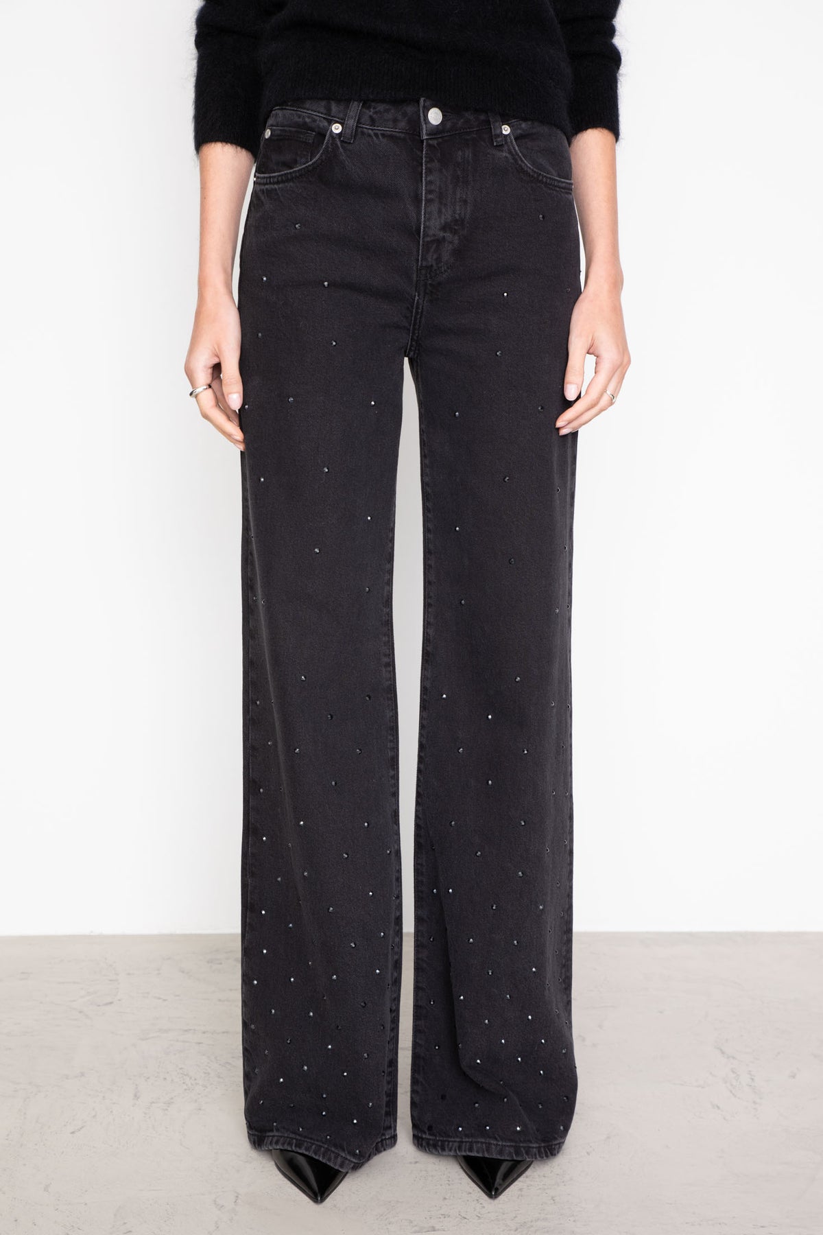 Taylor Embellished - Washed Black