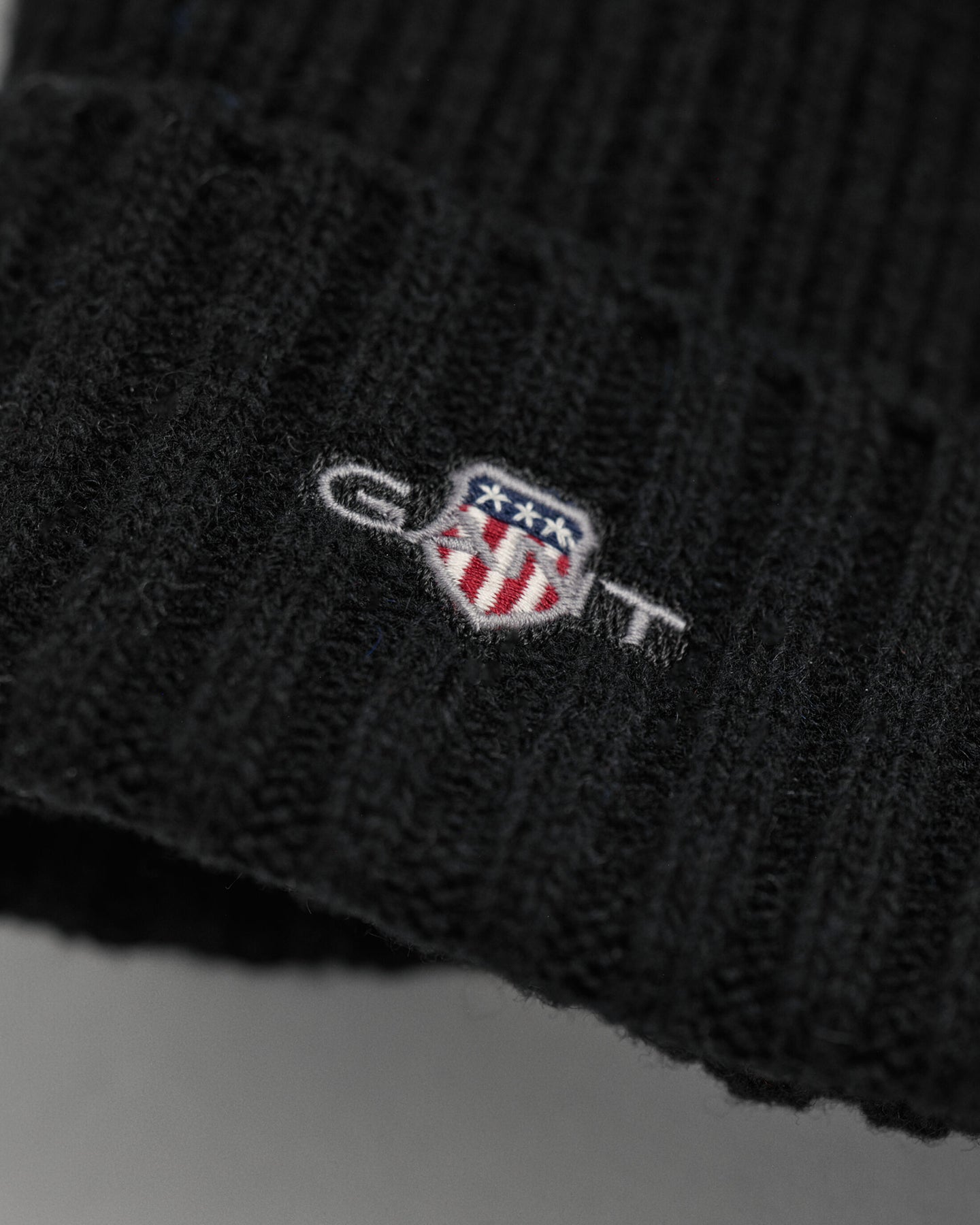 Shield Wool Beanie - Unisex - Black