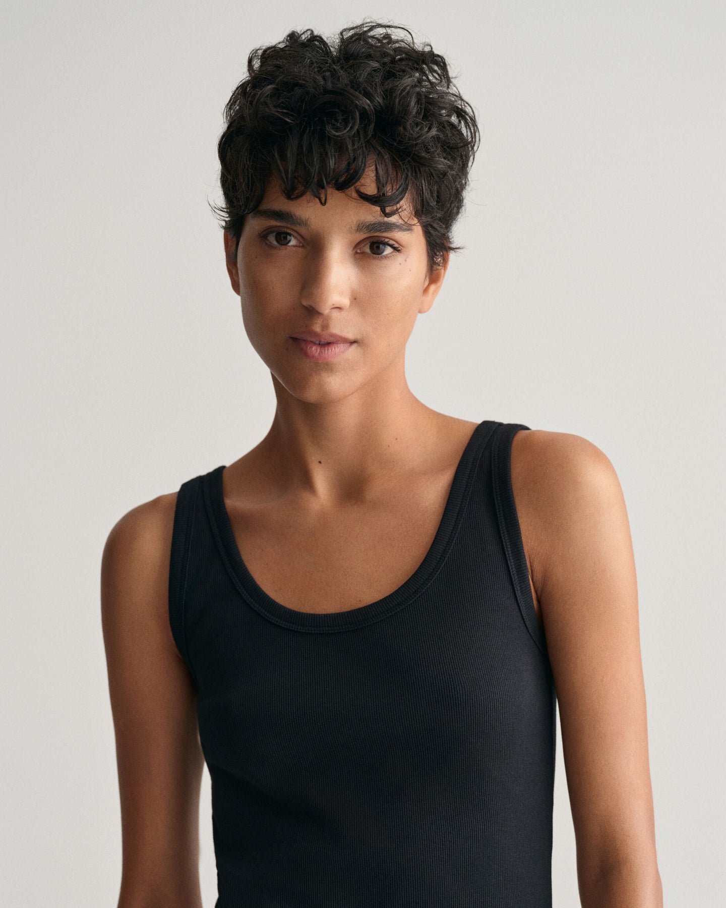 Slim Ribbed Tank Top - Black