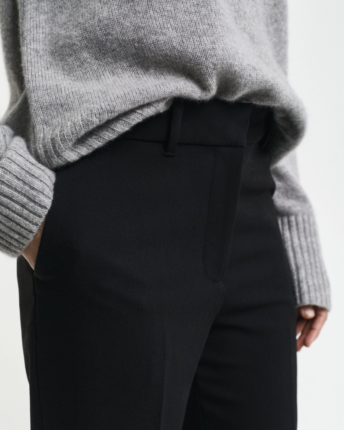 Slim Flare Slack - Svart