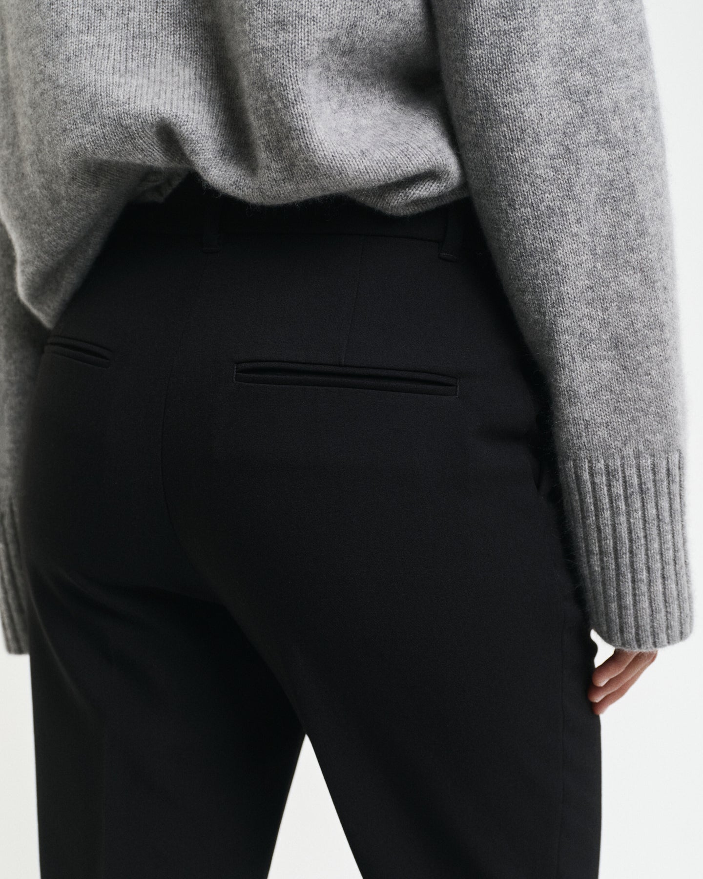 Slim Flare Slack - Svart
