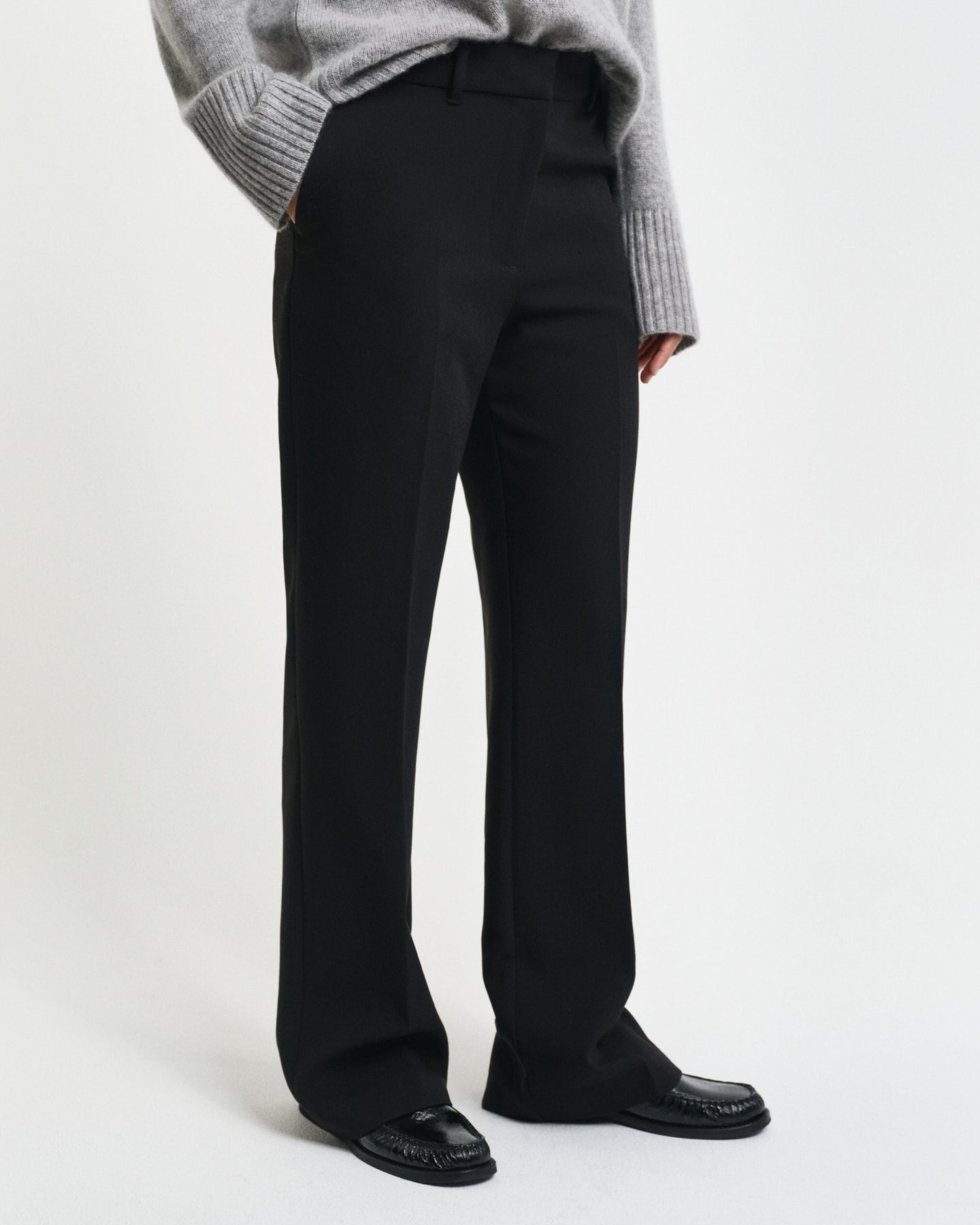 Slim Flare Slack - Svart
