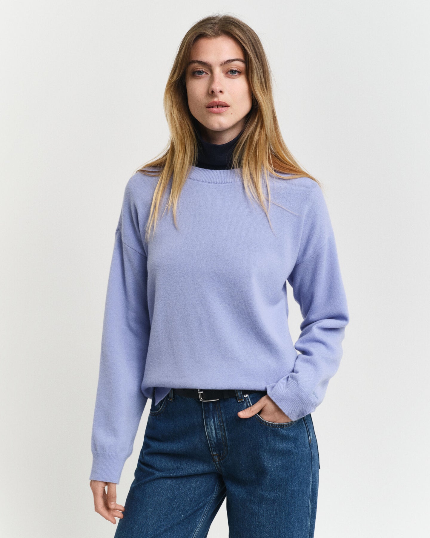 Superfine Lambswool C-Neck - Clear Sky