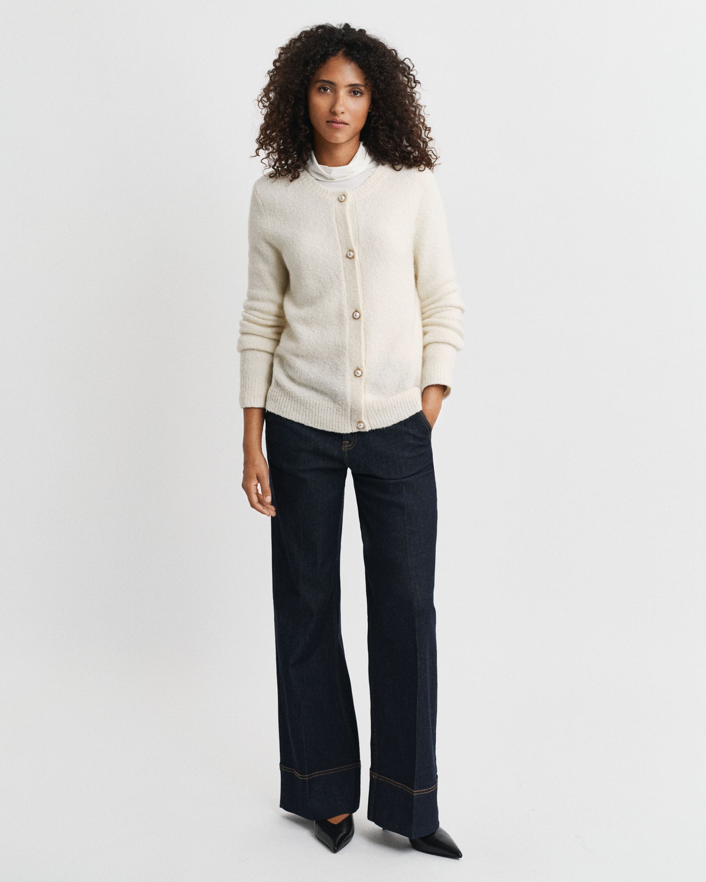 Boucle C-Neck Kofta - Krämvit