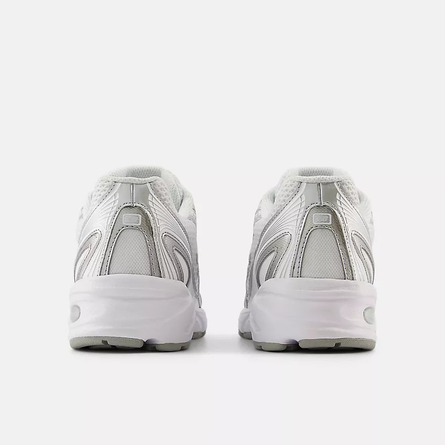 New Balance 740 White
