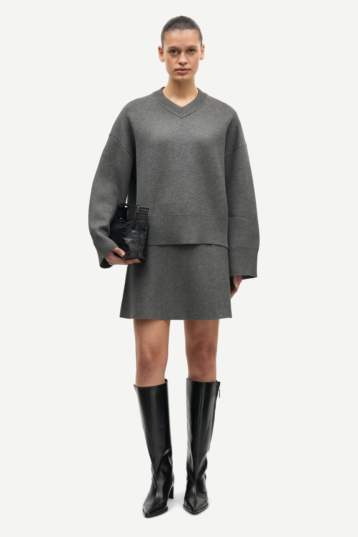 Salula V-Neck - Mörkgrå